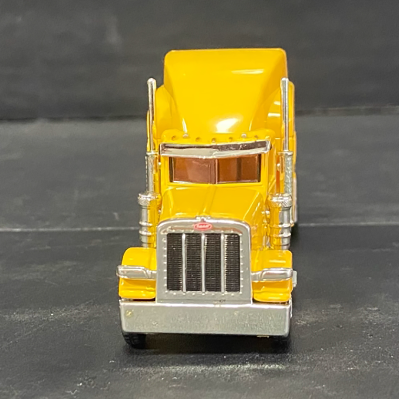 Heavy Equipment Truck - NORSCOT Diecast escala 1:87 Peterbilt 389