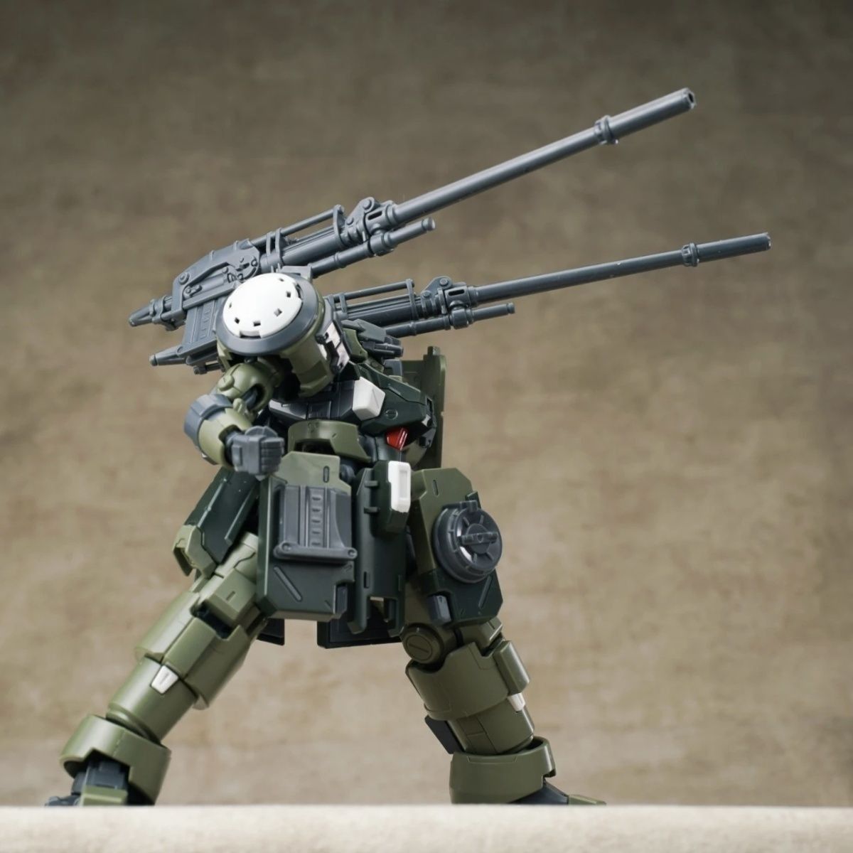 Sheik Mainland ZAROV C1 1/144  - Heavy Equipment Game reseña y precio